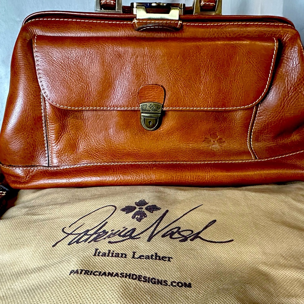 Patricia Nash Doctor Bag-Elegant Brown Leather Women's Bag